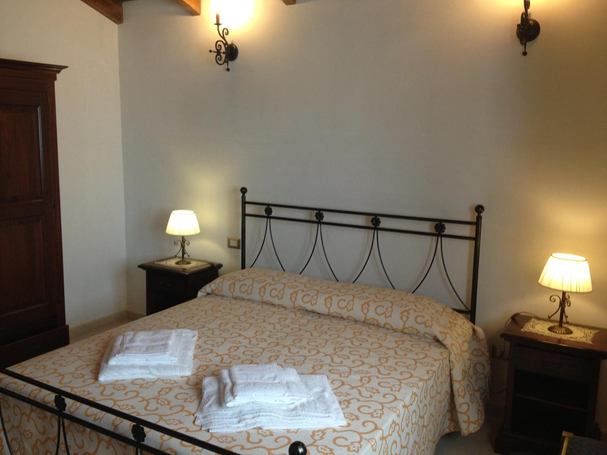 Agriturismo Masseria Quaremme 카르피냐노 살렌티노 객실 사진