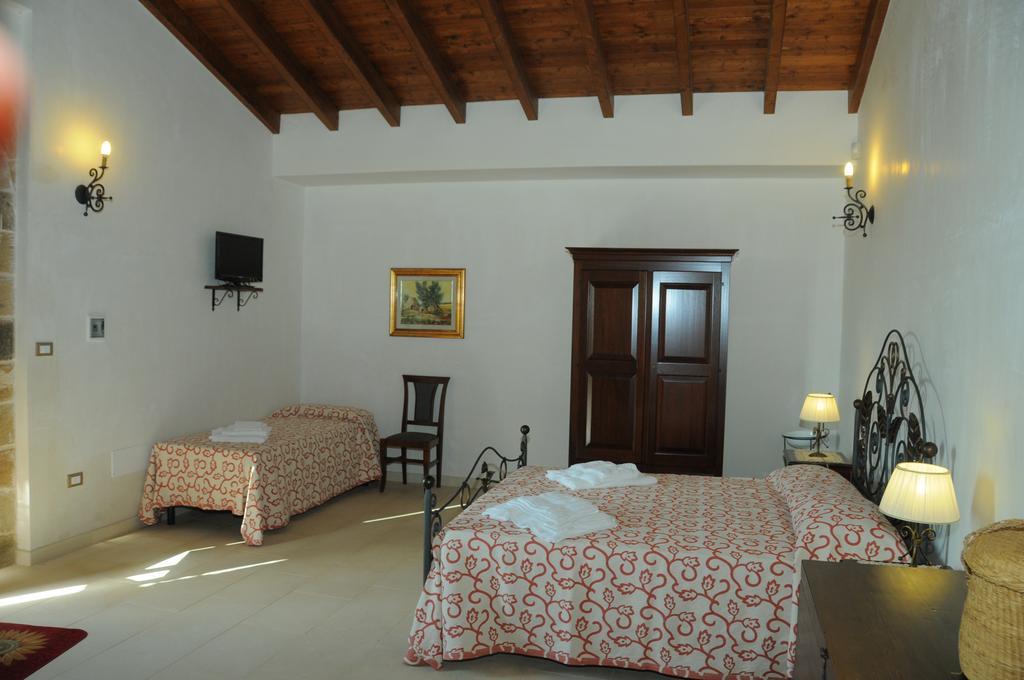 Agriturismo Masseria Quaremme 카르피냐노 살렌티노 외부 사진